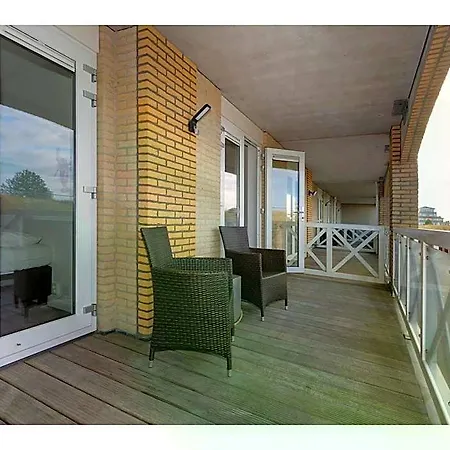 Spacious Flat With Views Of The Harbour Hotel