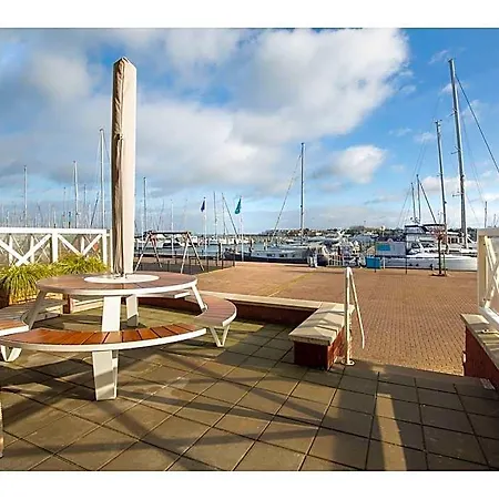 Spacious Flat With Views Of The Harbour 2* Ouddorp