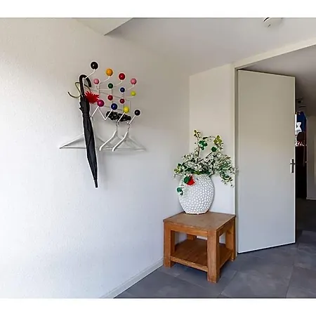 Spacious Flat With Views Of The Harbour Hotel 2*