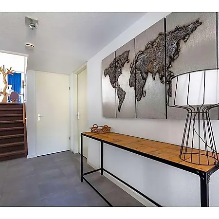 Spacious Flat With Views Of The Harbour 2* Ouddorp