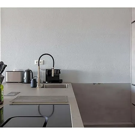 Spacious Flat With Views Of The Harbour Hotel Ouddorp